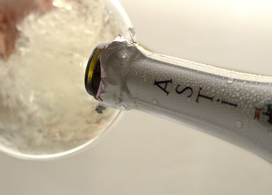 Non solo bollicine: Asti Dogc protagonista alla Milano wine week e a Bar convent di Berlino