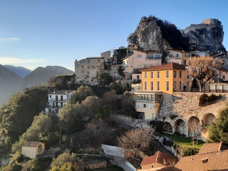 Costa Azzurra: alla scoperta della località di Gilette (Foto)