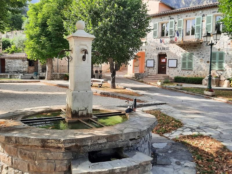 Alpes Maritimes: il grazioso villaggio di Massoins (Foto)