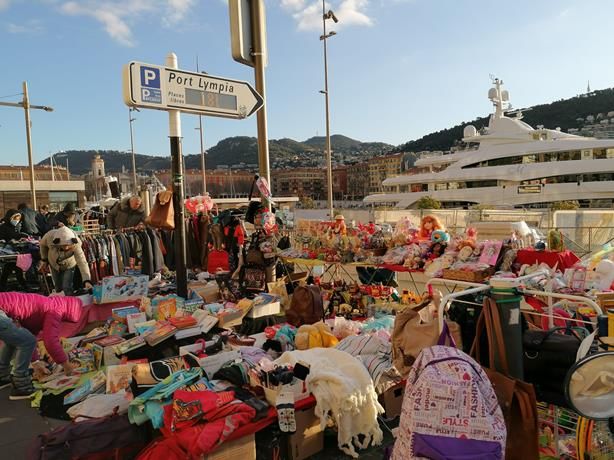 Tanti oggetti, tante curiosità: i marché à la brocante in Costa Azzurra