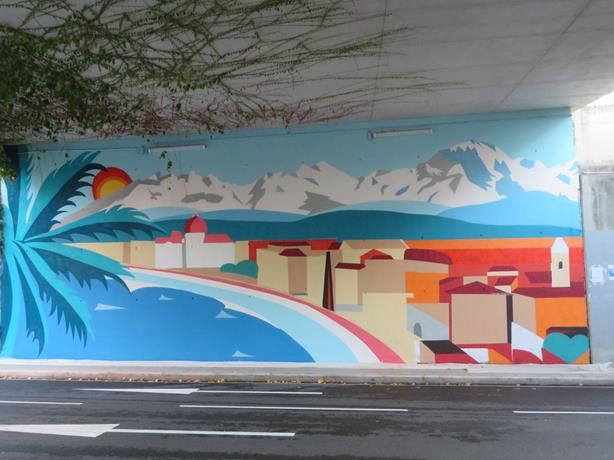 Nizza: un nuovo murales ingentilisce il Ponte di Fabron