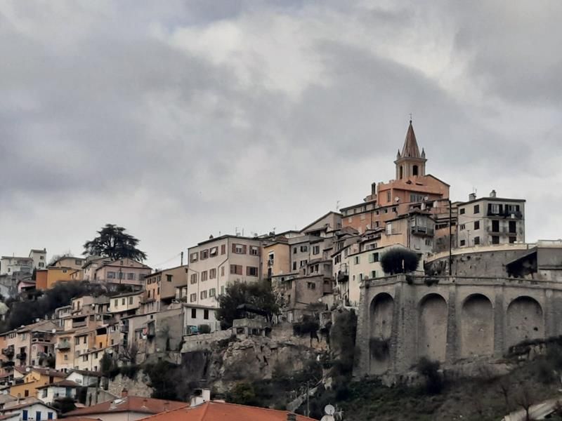 Sentieri della Costa Azzurra: Contes e l'Arrière Pays (Foto)