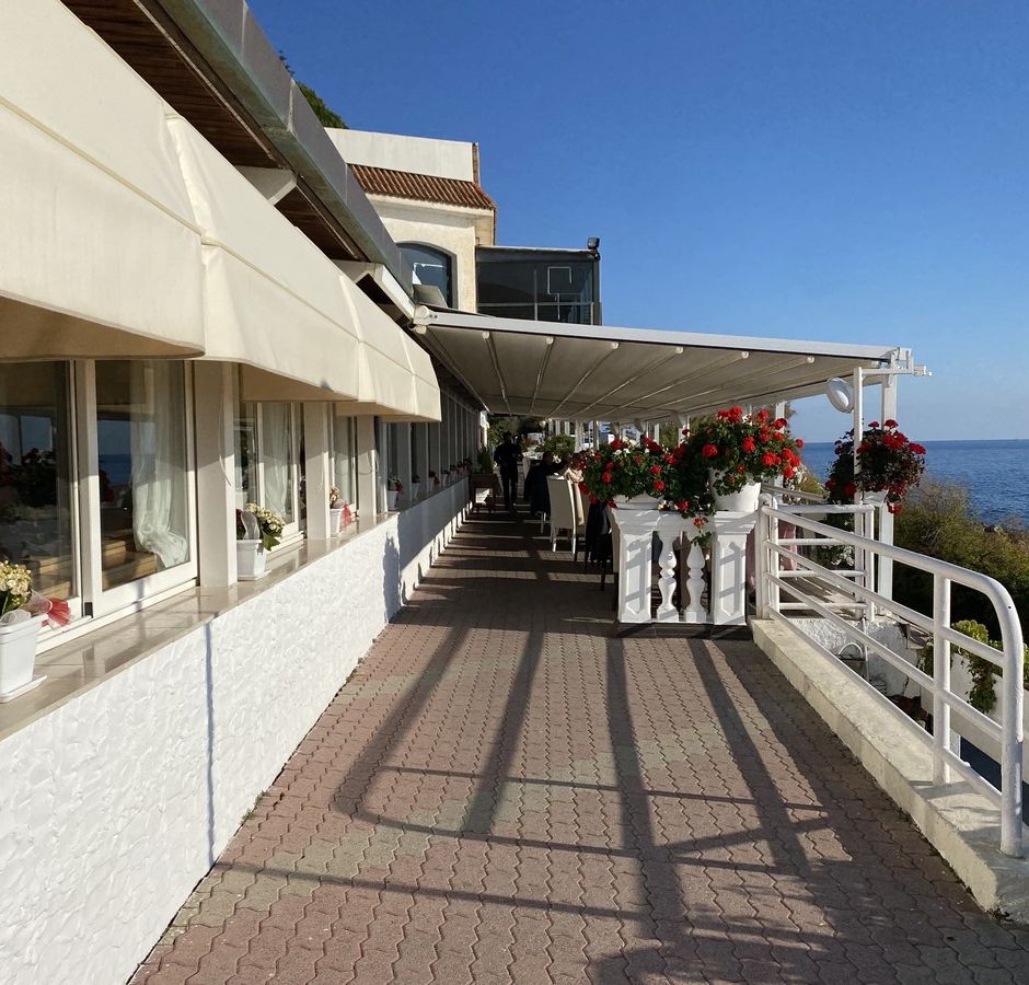 Ospedaletti (IM): l’esclusivo ristorante Byblos festeggia trent’anni di attività