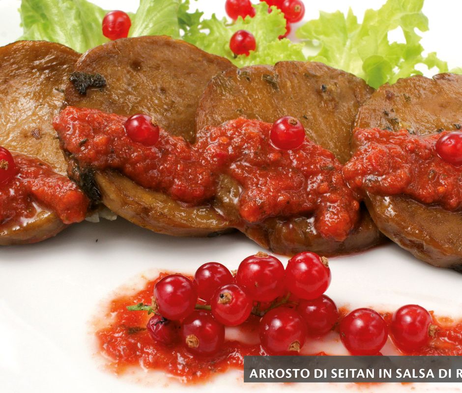 I mercoledì veg di Ortofruit. Oggi prepariamo il delizioso arrosto di seitan in salsa al ribes