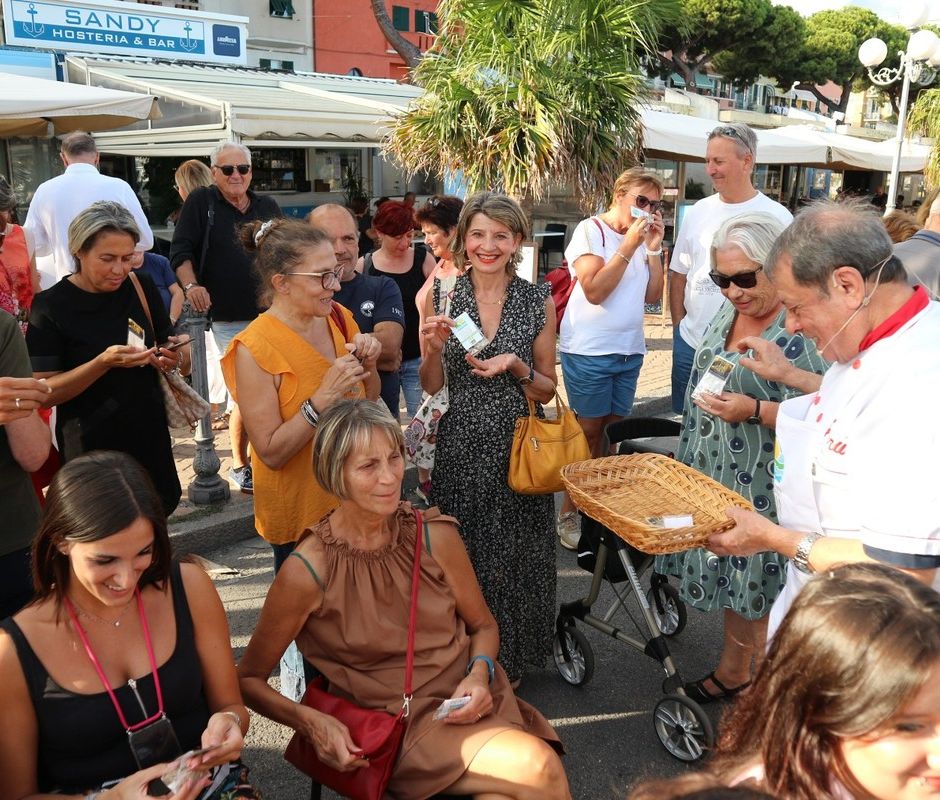 “Il Sale della Liguria” conquista anche il pubblico di MareCultura di Sanremo con lo show cooking dello chef Renato Grasso