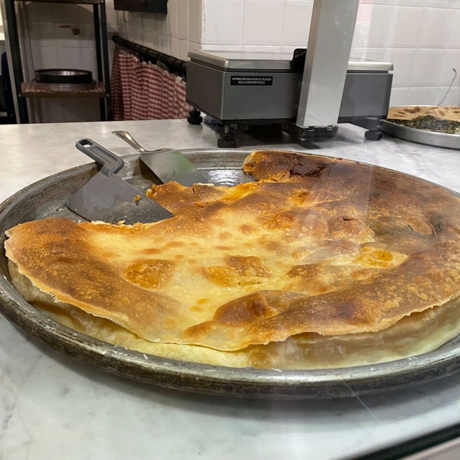 Genova: la contabile che fa la farinata: ‘Da-o Tagiaen’ storia di una riqualificazione che passa dalla tavola