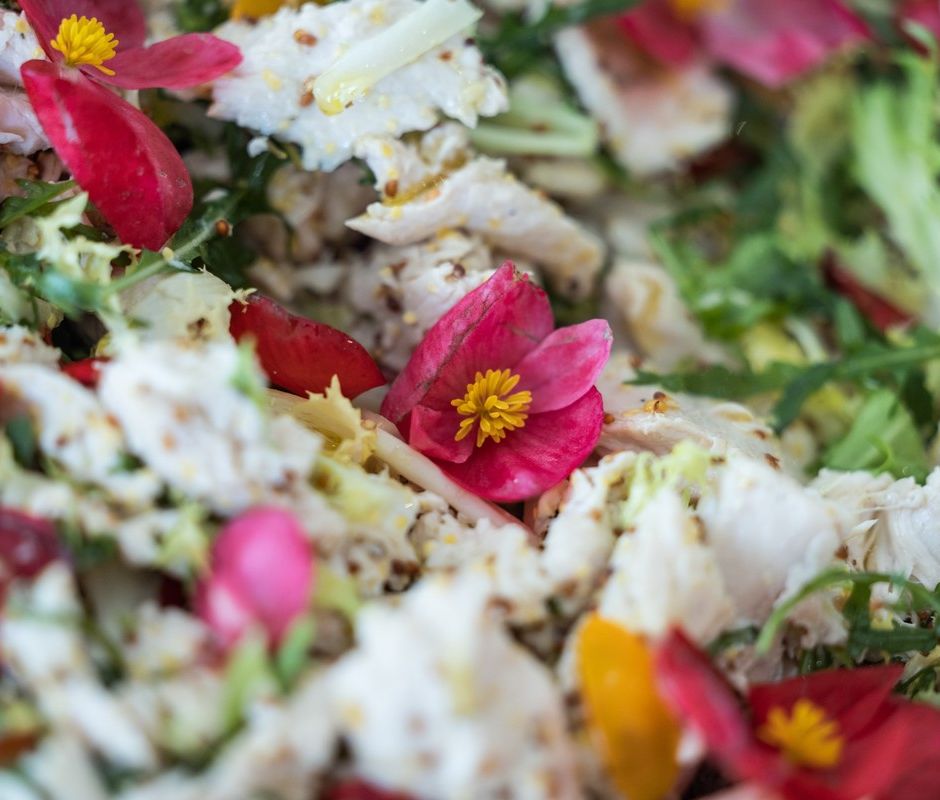 Alassio, due esperienze gastronomiche uniche al Festival Nazionale Cucina con i Fiori: ecco la &quot;Flowers Dinner Experience&quot;