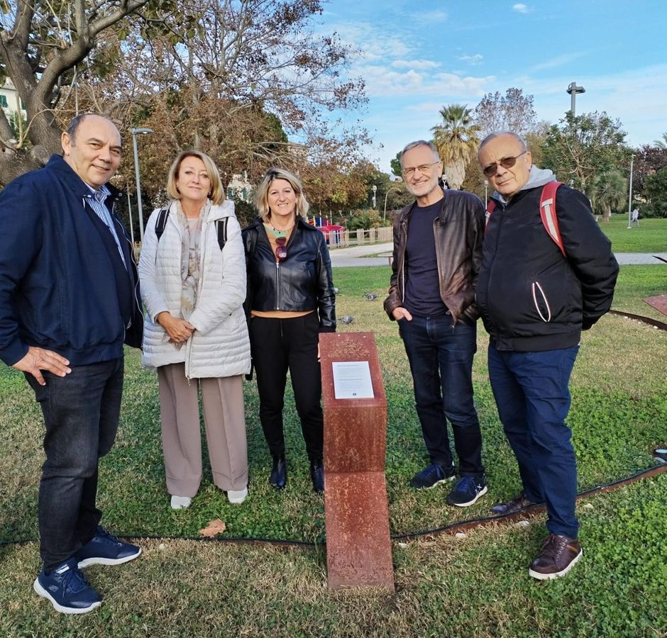 Savona: Giovanni Impastato ha visitato il Giardino dei Giusti, un tributo ai difensori della giustizia e dei diritti umani. (Foto)
