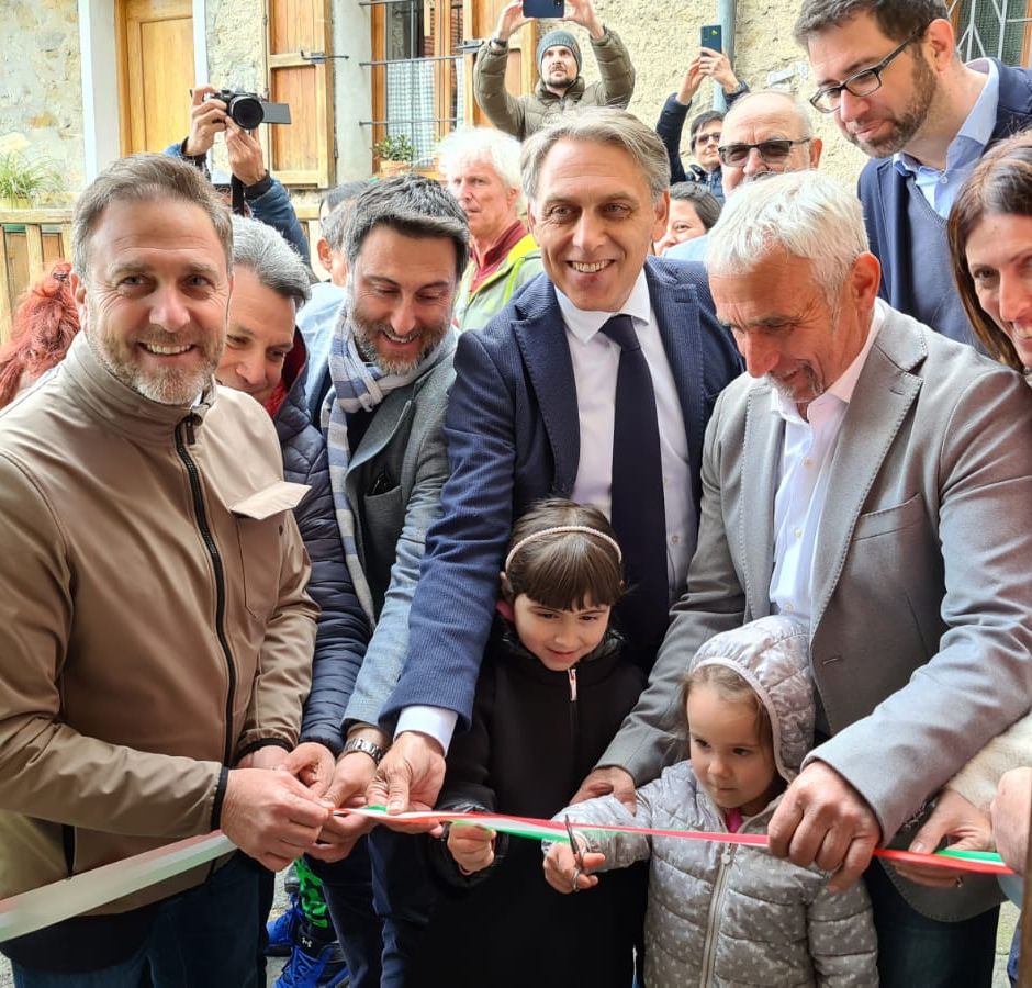 Evento unico a Mendatica, doppia inaugurazione made Parco Alpi Liguri: &quot;Turismo ecosostenibile e grande sensibilità ambientale&quot; (foto)