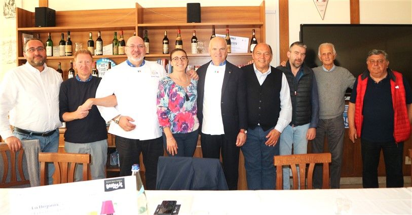 Alassio: la masterclass dell'Istituto Alberghiero “Giancardi Galilei Aicardi ha chiuso fra grandi applausi la quinta edizione del Festival della Cucina con i Fiori (Fotogallery)