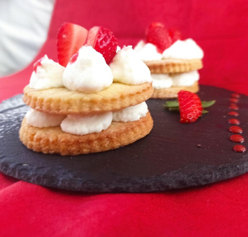 La riretta: piccola Millefoglie con crema al mascarpone e fragole