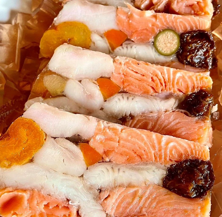 Un Natale di lago sulle tavole dei varesini con la terrina di carpione e un ingredienti insolito... il pesce siluro