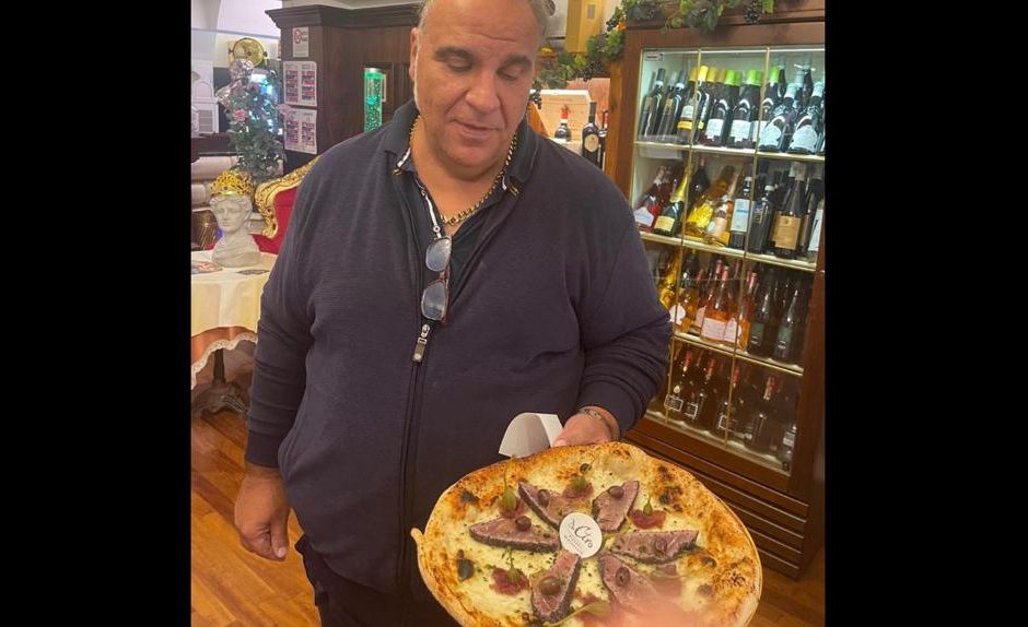 Nasce a Gallarate la pizza The Queen, l'omaggio più gustoso alla Regina Elisabetta