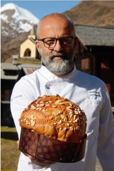 In Piemonte nasce il panettone artigianale più alto d'Italia