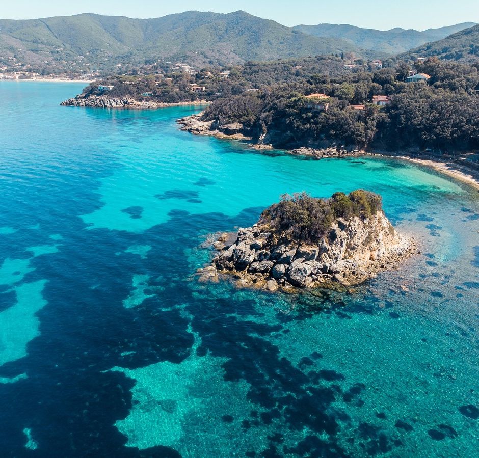 A dicembre trascorri le tue vacanze al mare, l'isola d'Elba ti aspetta per Natale e Capodanno