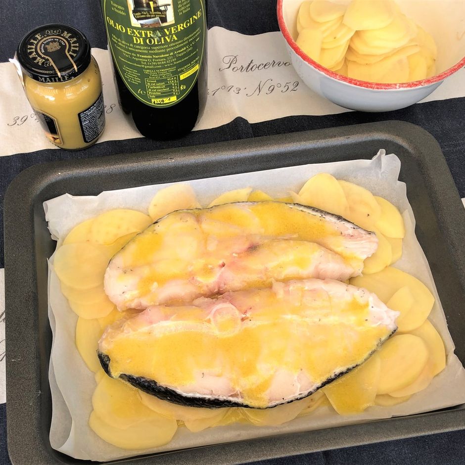 Cucinare col miele: Filetti di Ricciola con Senape in crosta di patate