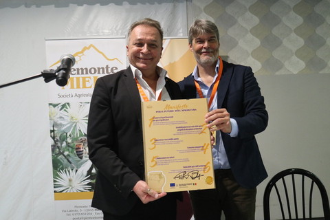 Mezzo secolo di dolcezza: Piemonte Miele festeggia 50 anni di storia [VIDEO E FOTO]