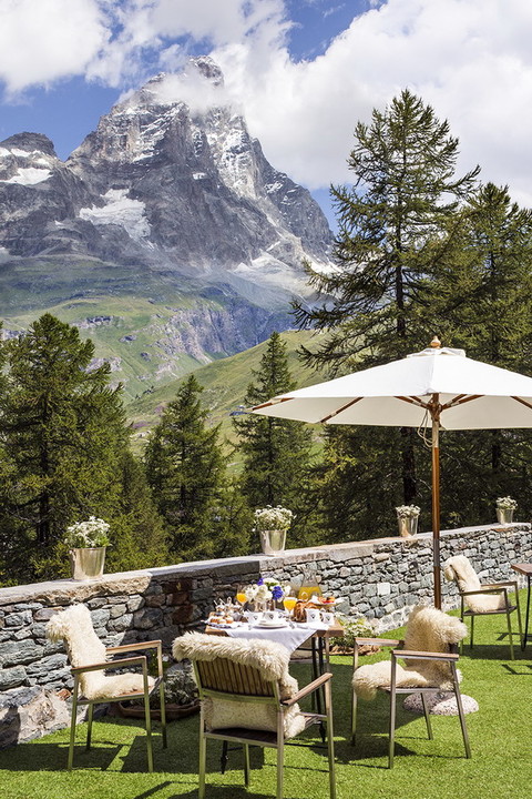 Saint Hubertus Resort di Breuil-Cervinia (Aosta): stile ed eleganza inseme per un soggiorno da favola  ai piedi del Cervino