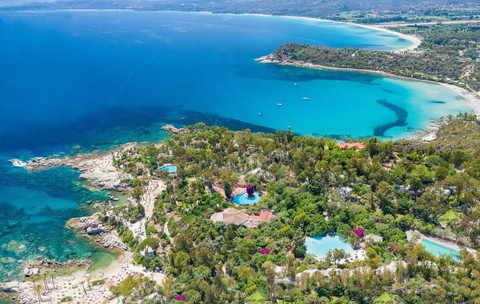 Arbatax Park Resort: eccellenza green che profuma di Sardegna
