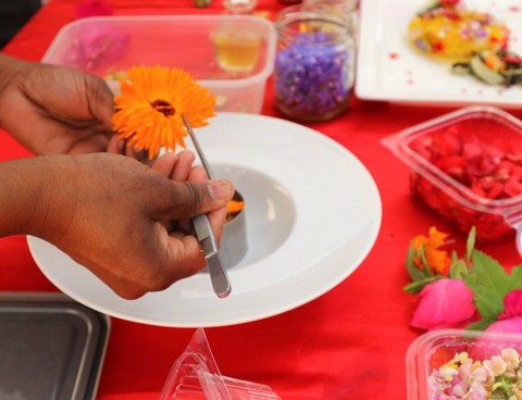 Un Fiore nel Piatto: la cucina floreale torna protagonista