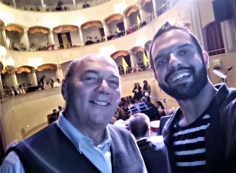 L’attore sanremese Christian Gullone conquista il teatro Martinetti di Garlasco (PV)